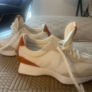 White and Tan Low-Top Sneakers with Breathable Mesh
Almost New - worn once.